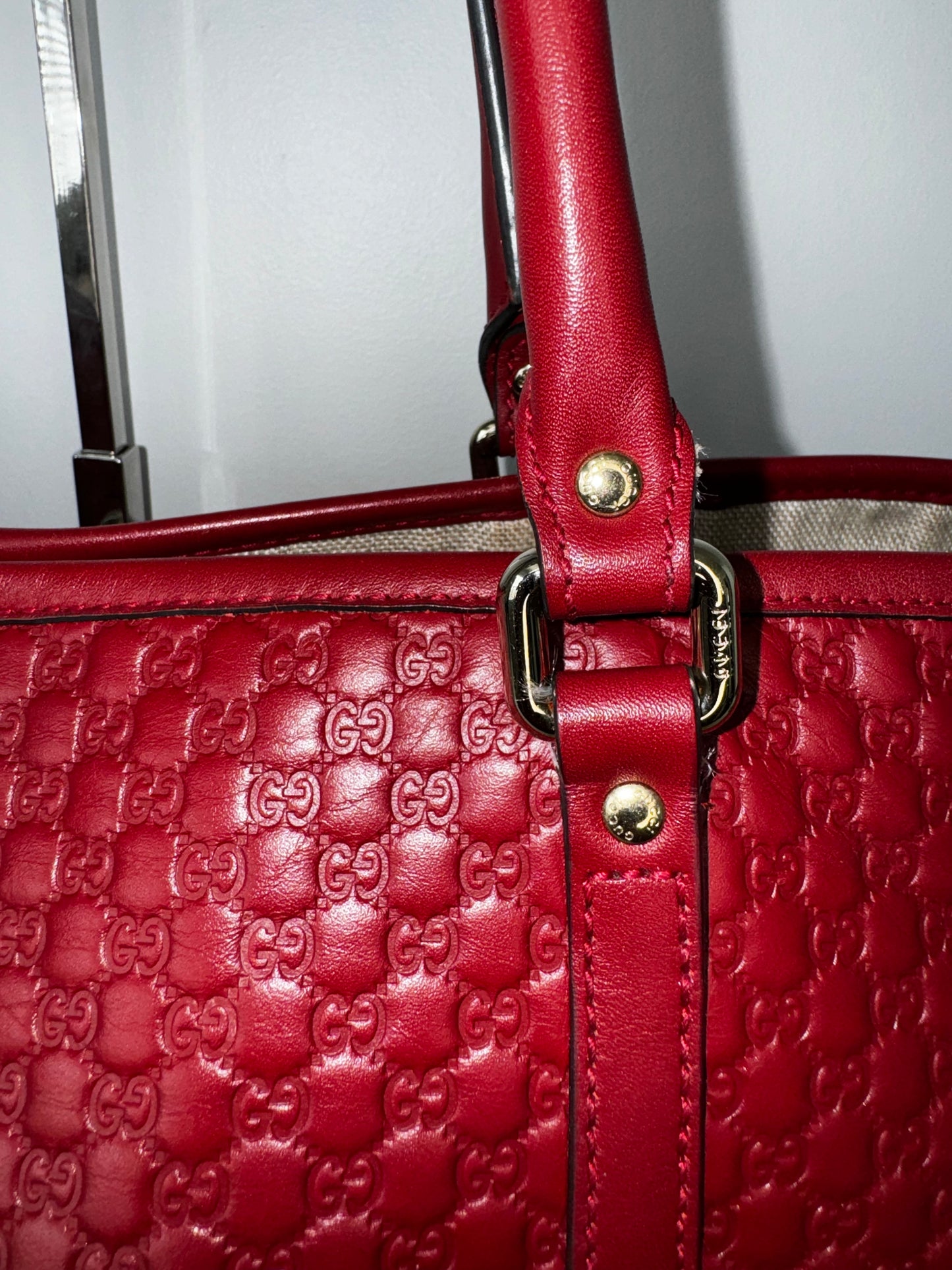 Pre-Owned Gucci Guccissima Micro GG Tote Bag Red Leather