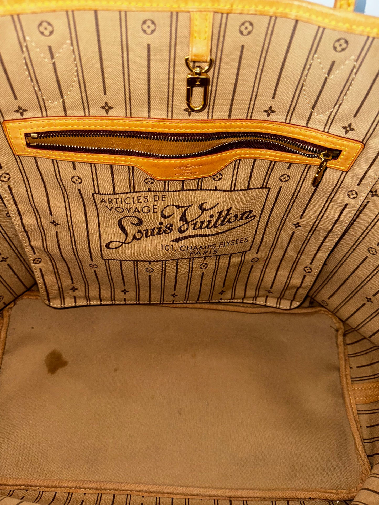 Pre-Owned Louis Vuitton Neverfull Monogram Tote GM