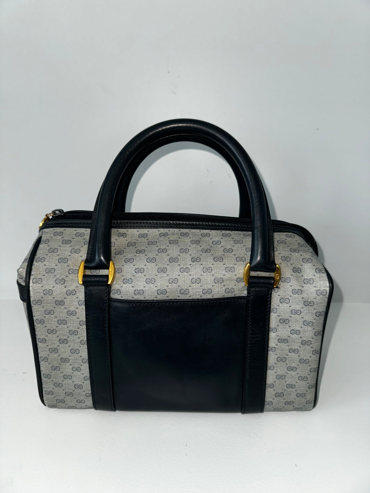 Pre-Owned GUCCI Horseshoe Micro GG Supreme Boston Bag