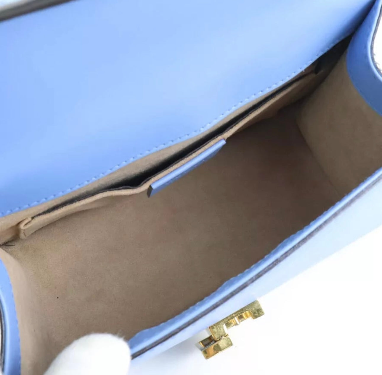Pre-Owned Gucci Sylvie Mini Chain Shoulder Bag