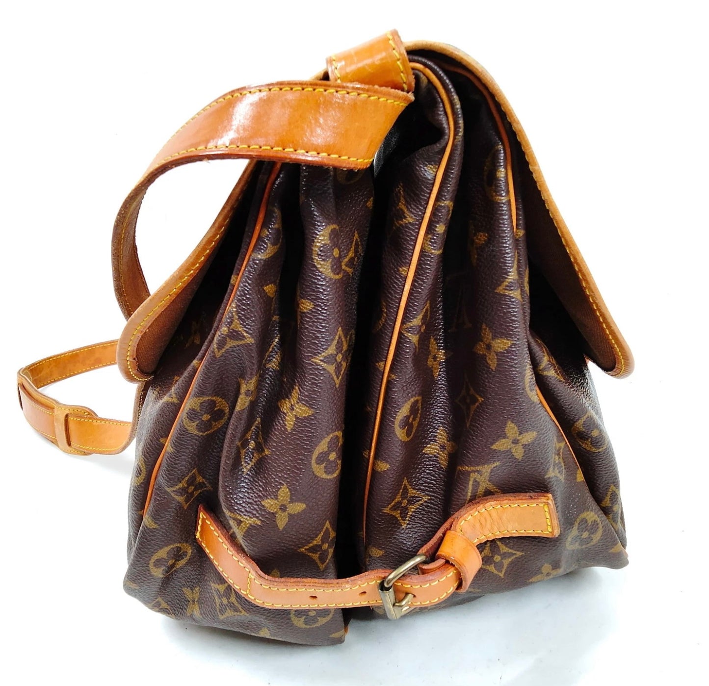 Pre-owned Louis Vuitton Monogram Saumur 30