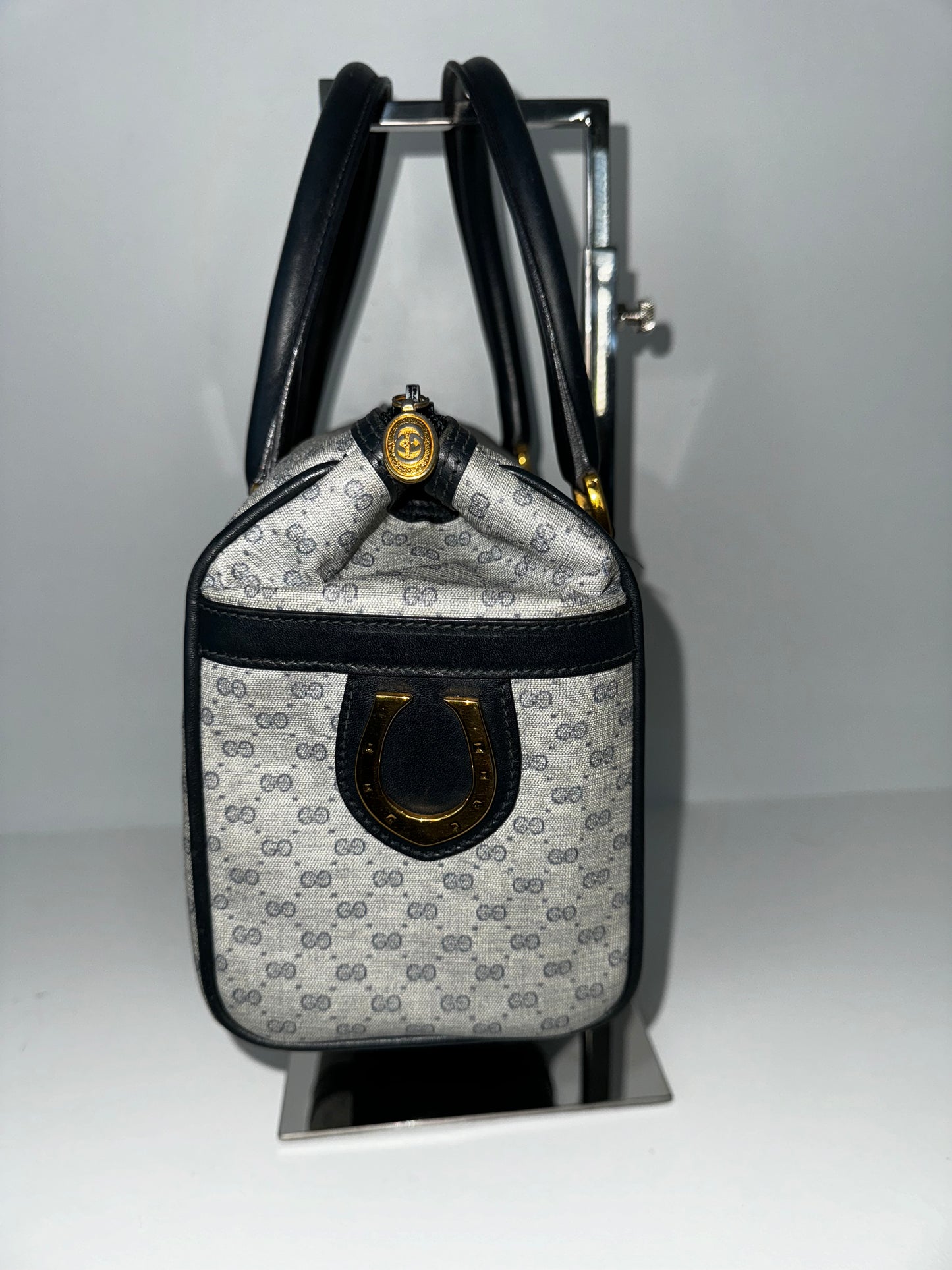 Pre-Owned GUCCI Horseshoe Micro GG Supreme Boston Bag