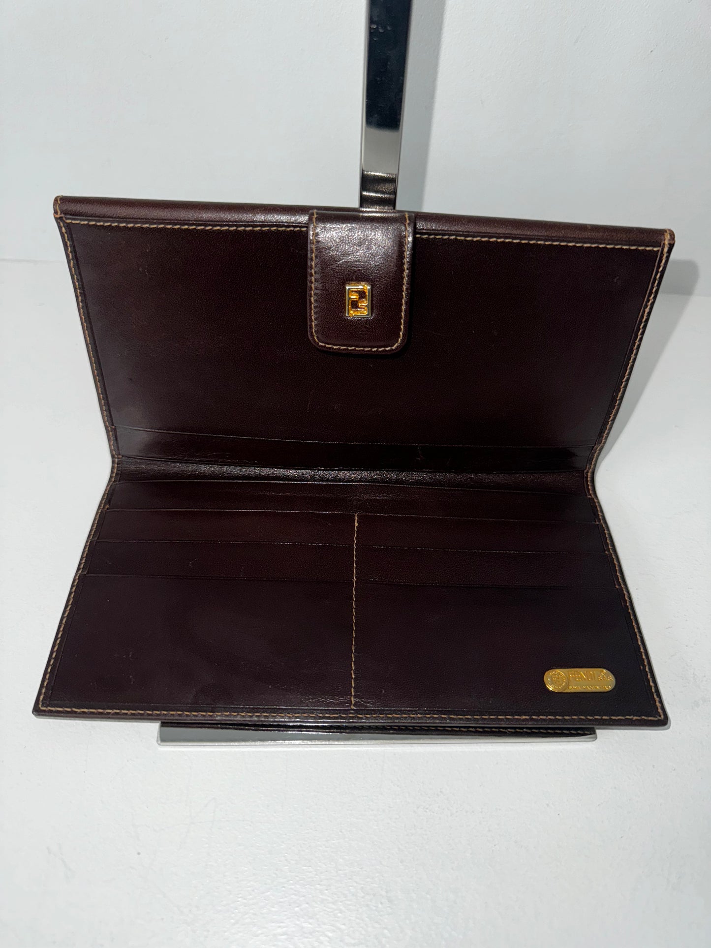 Pre-Owned Fendi Wallet in Dark Brown
