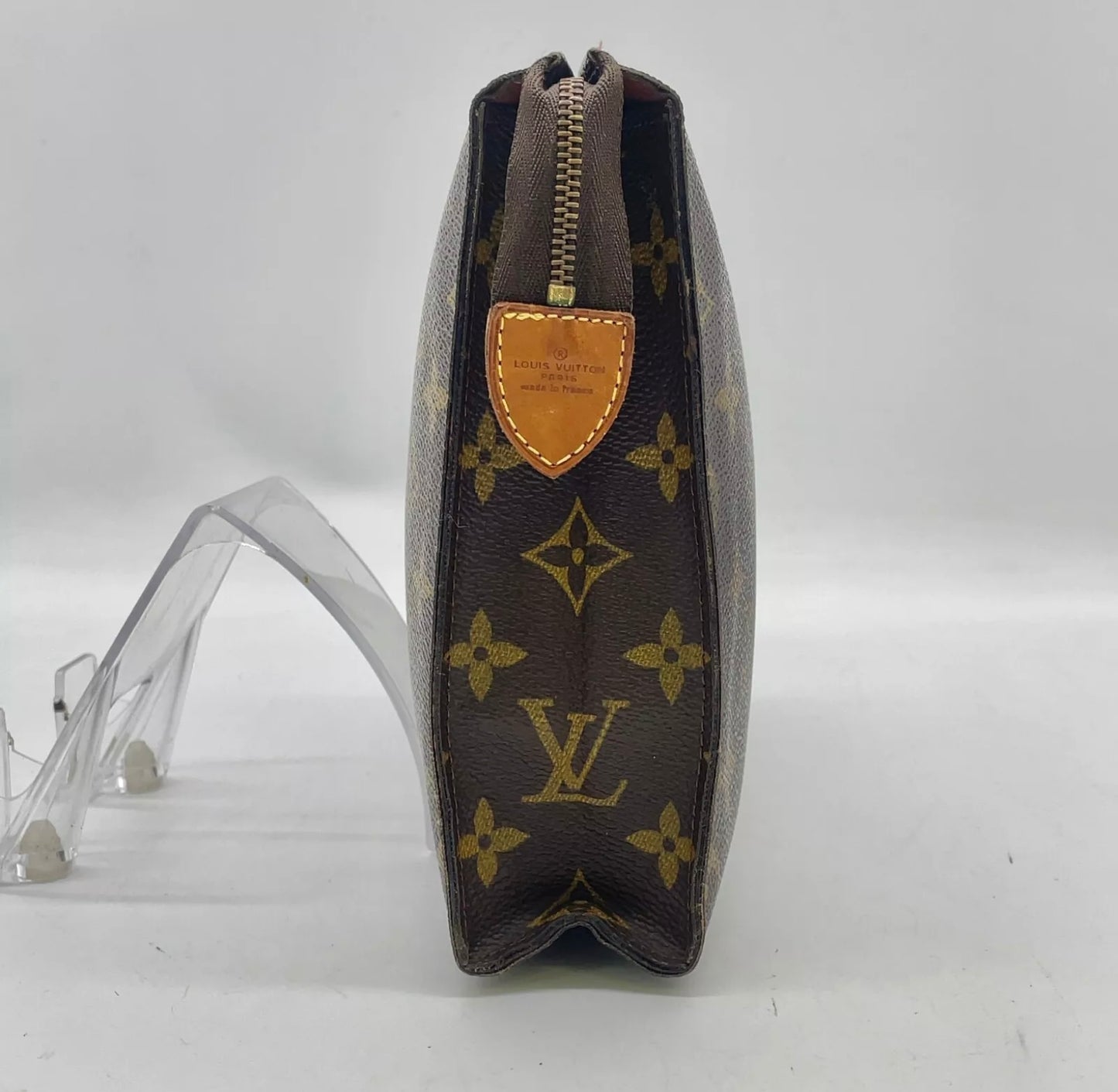 Pre-owned Louis Vuitton Poche Toilette 26 Pouch