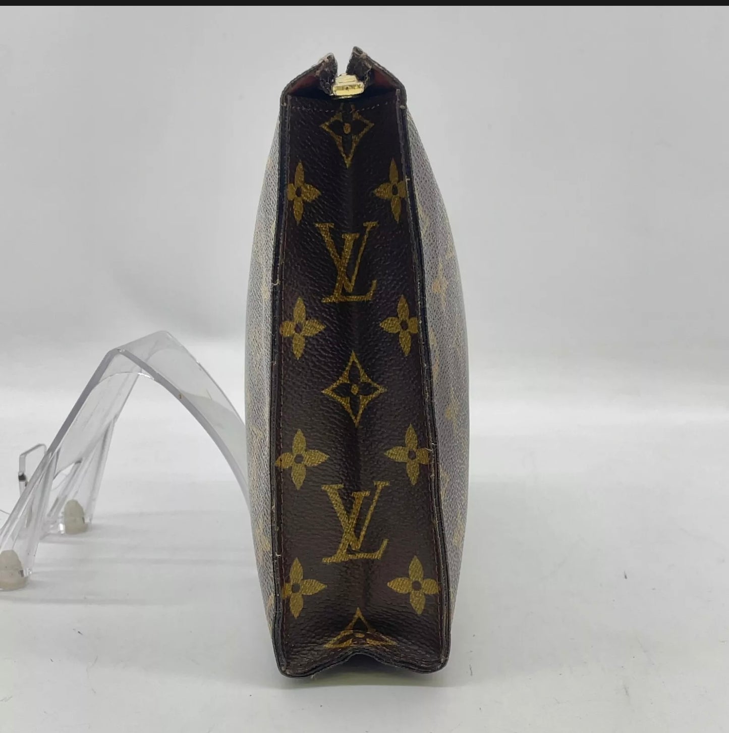 Pre-owned Louis Vuitton Poche Toilette 26 Pouch