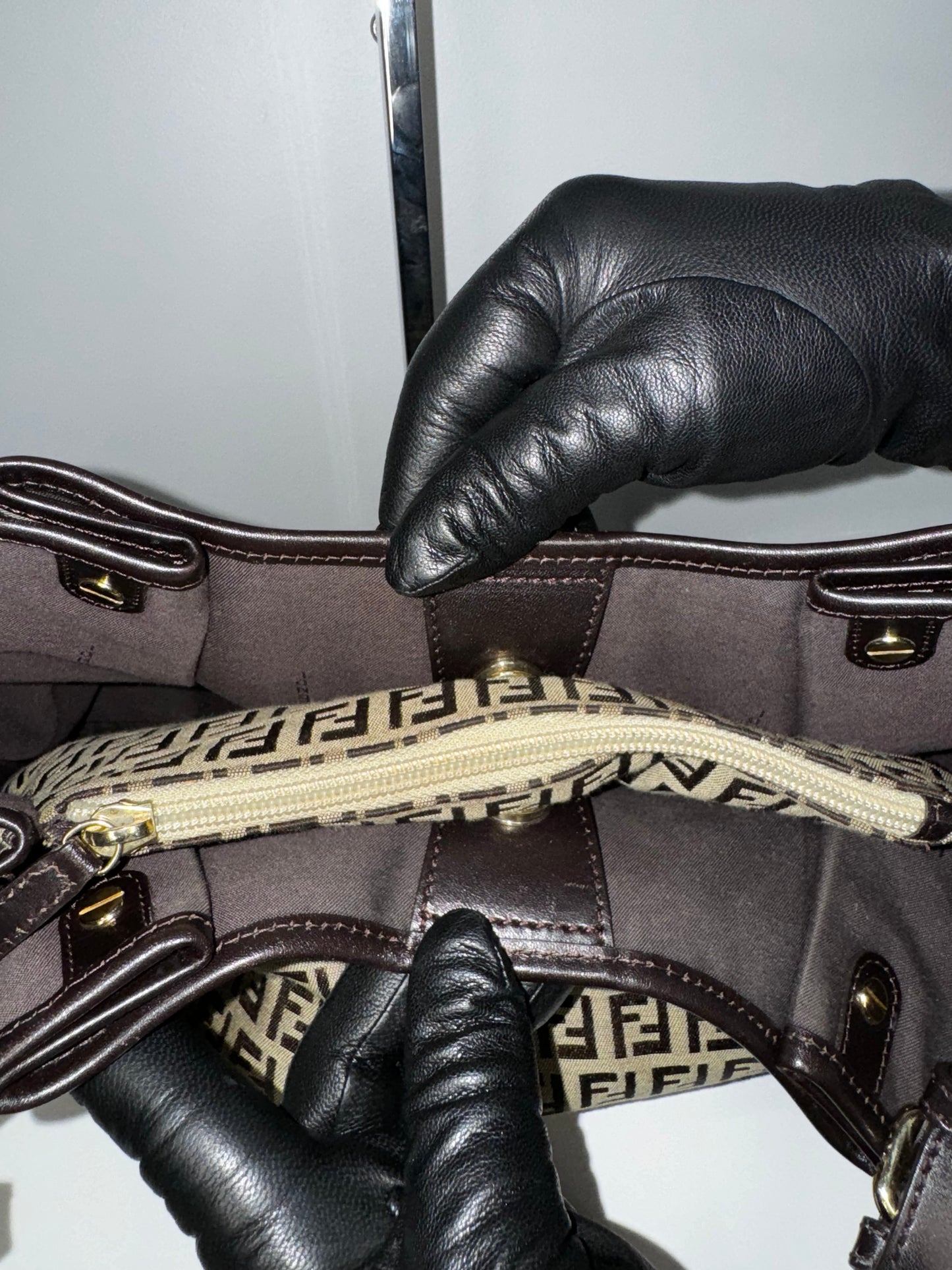 Pre-Owned Fendi Zucchino Shoulder Bag in Brown