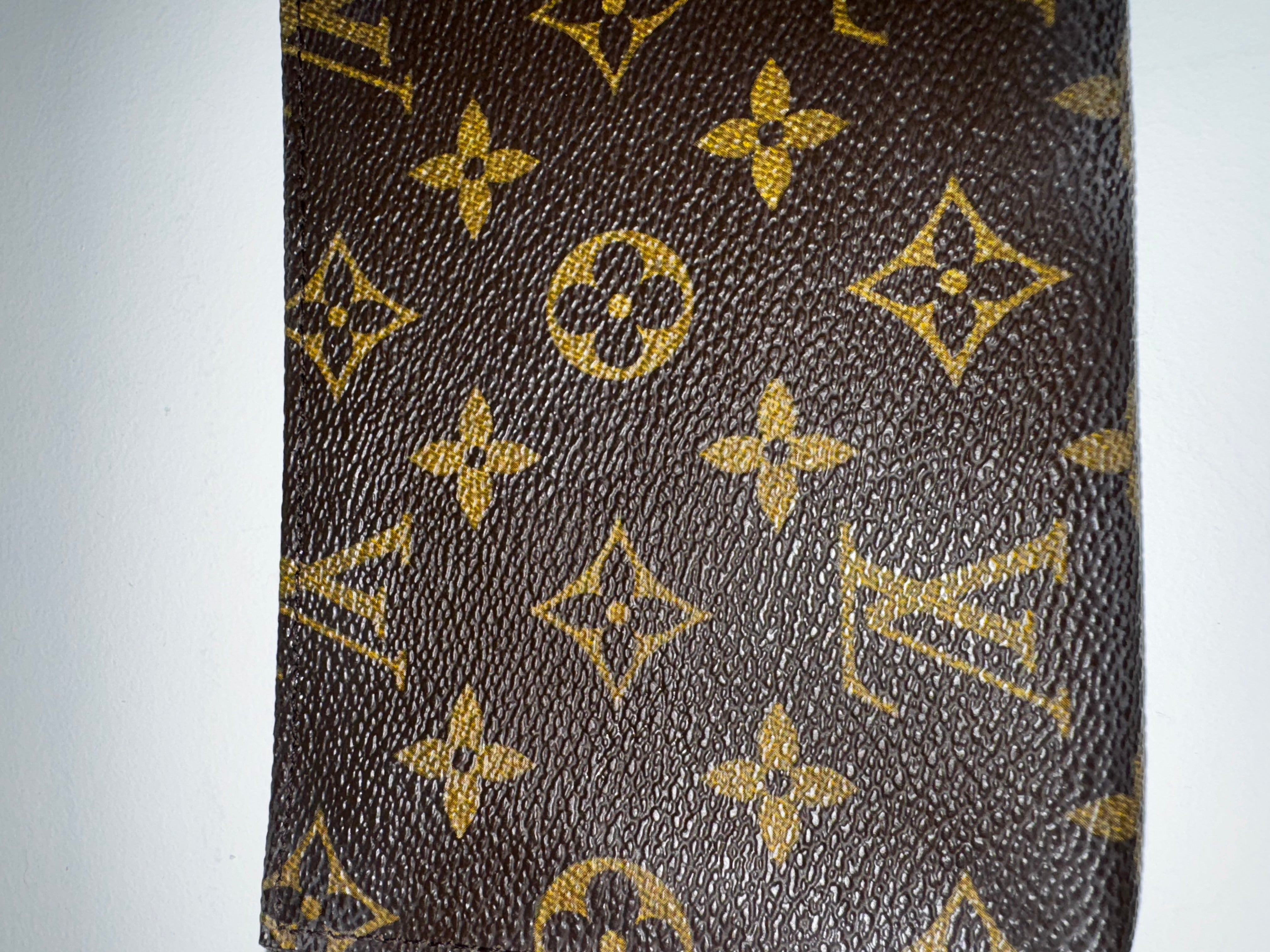 RRVIVE LUXERIES COUTURE LLC