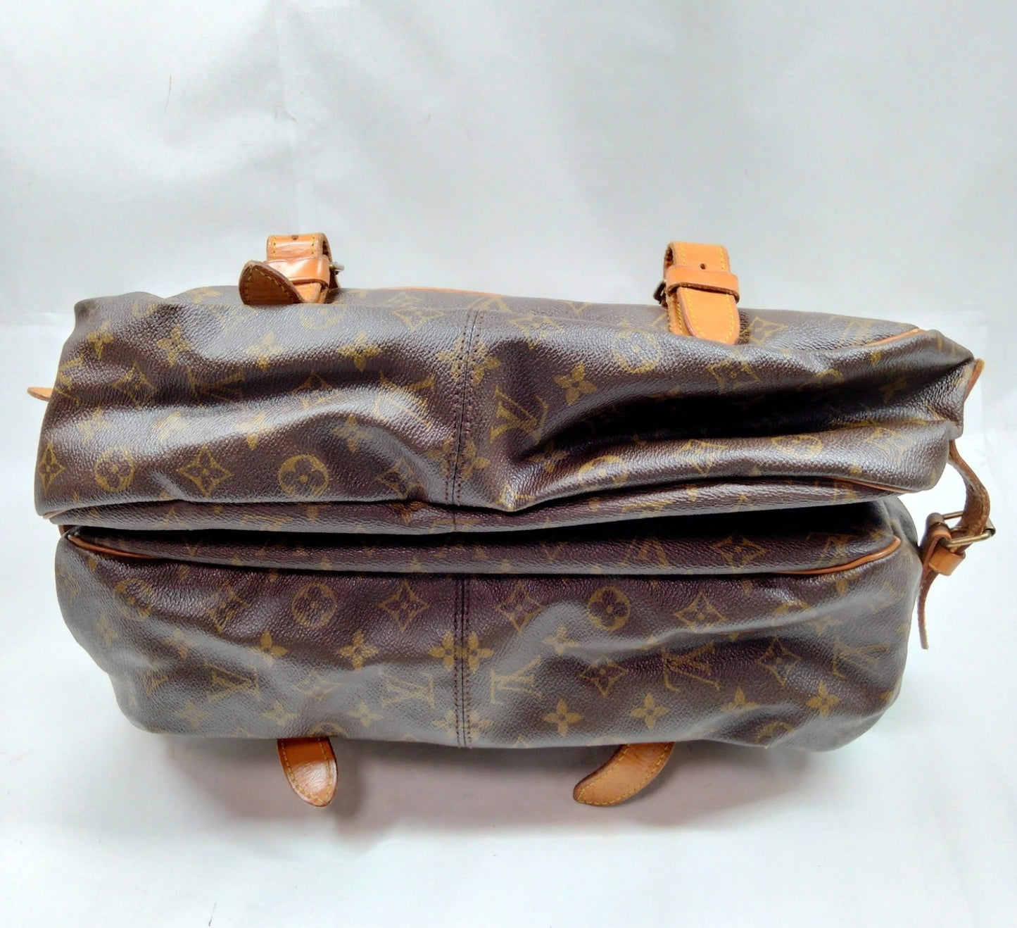 Pre-owned Louis Vuitton Monogram Saumur 43 Messenger Bag