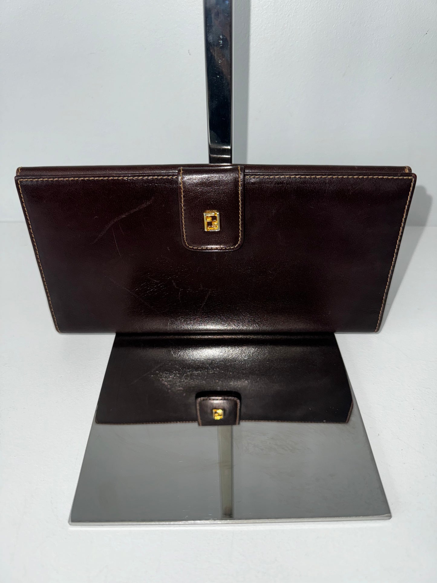 Pre-Owned Fendi Wallet in Dark Brown
