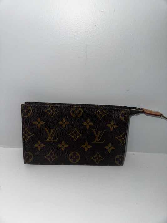 Louis Vuitton Monogram Bucket Pouch Accessory