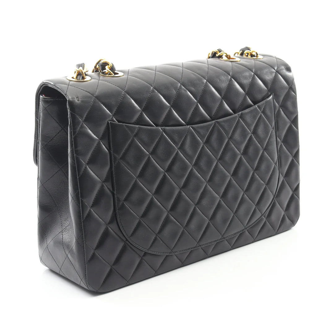 Pre-owned CHANEL Decamatlassé 34 W chain shoulder bag Lambskin Black Gold hardware Vintage