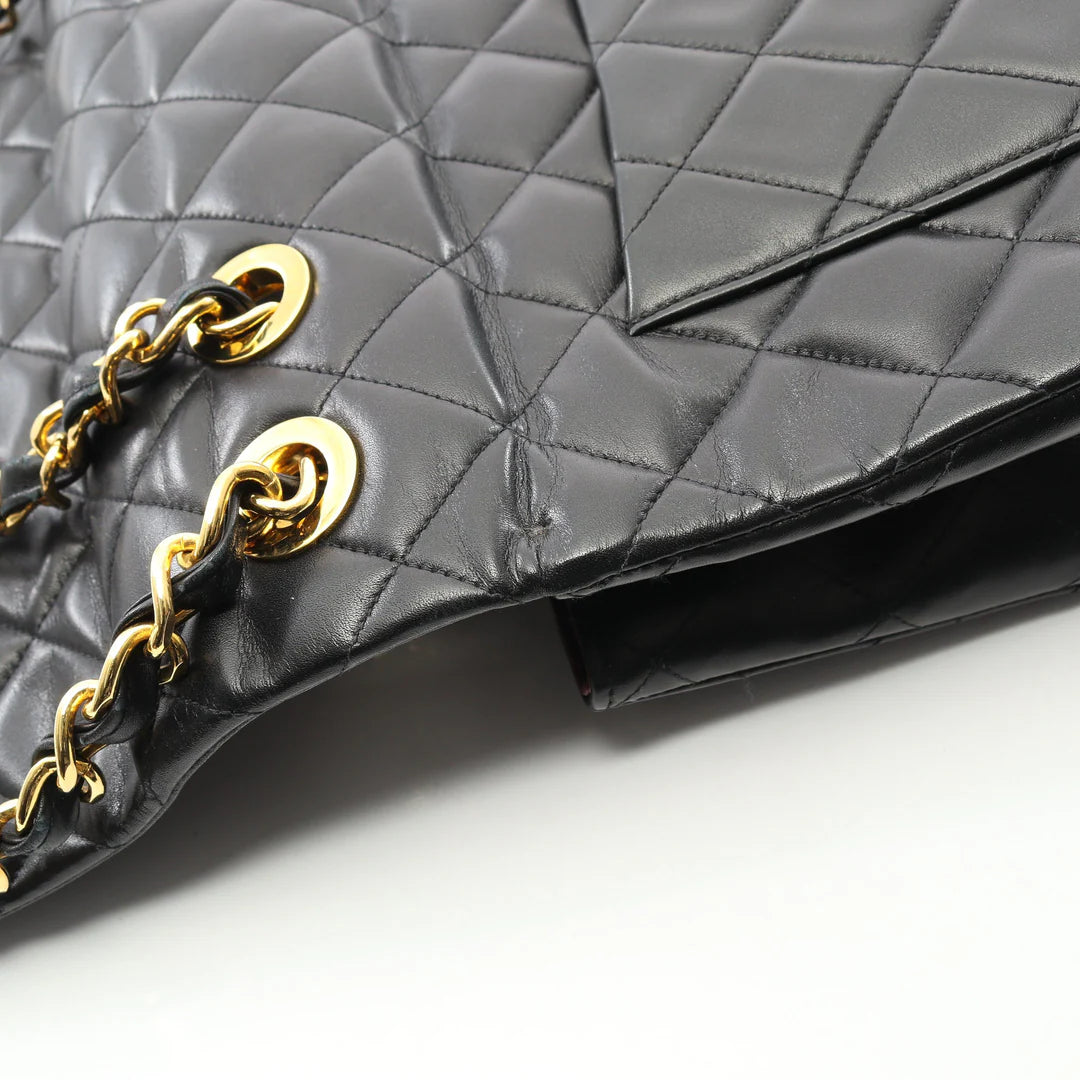 Pre-owned CHANEL Decamatlassé 34 W chain shoulder bag Lambskin Black Gold hardware Vintage