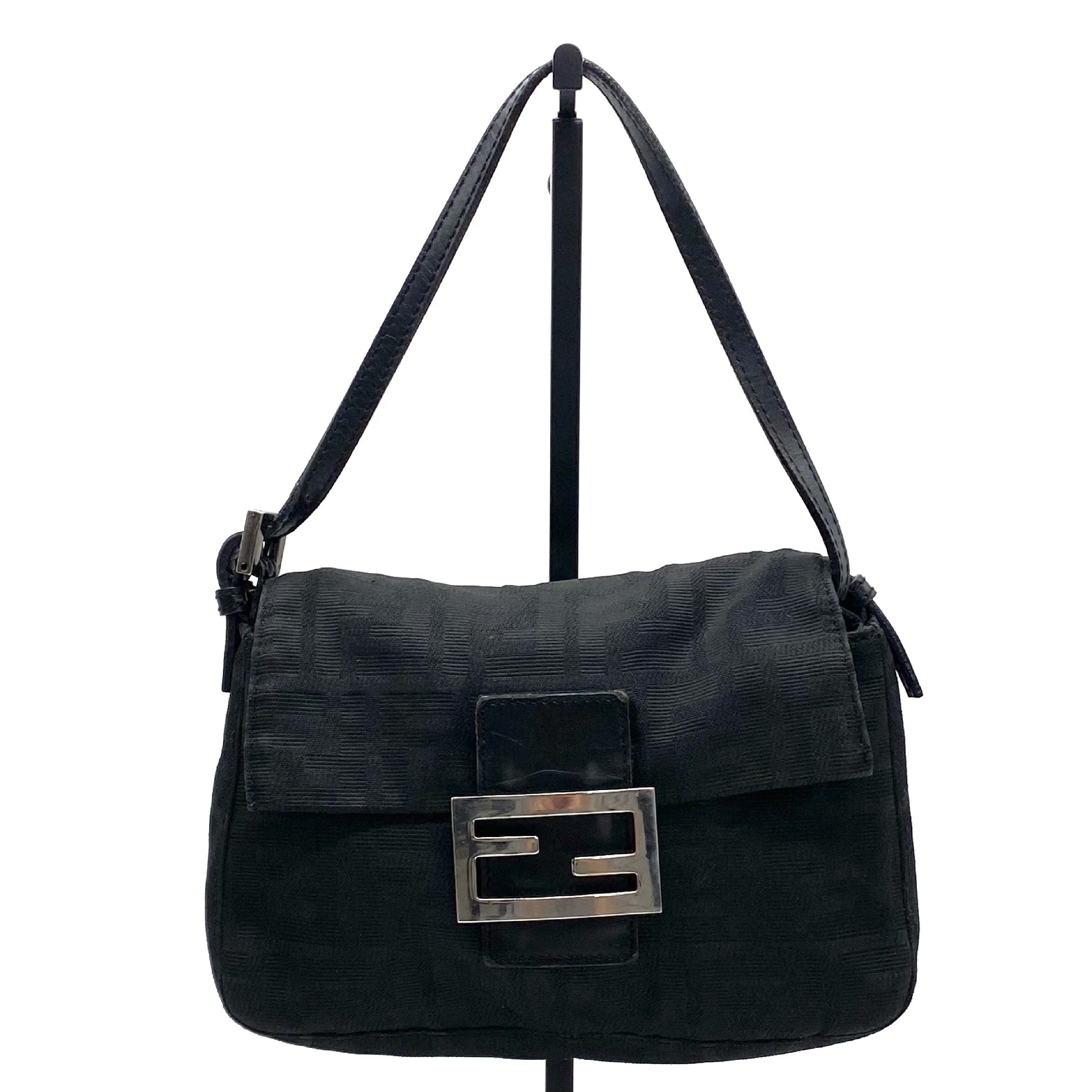RRVIVE LUXERIES COUTURE LLC
