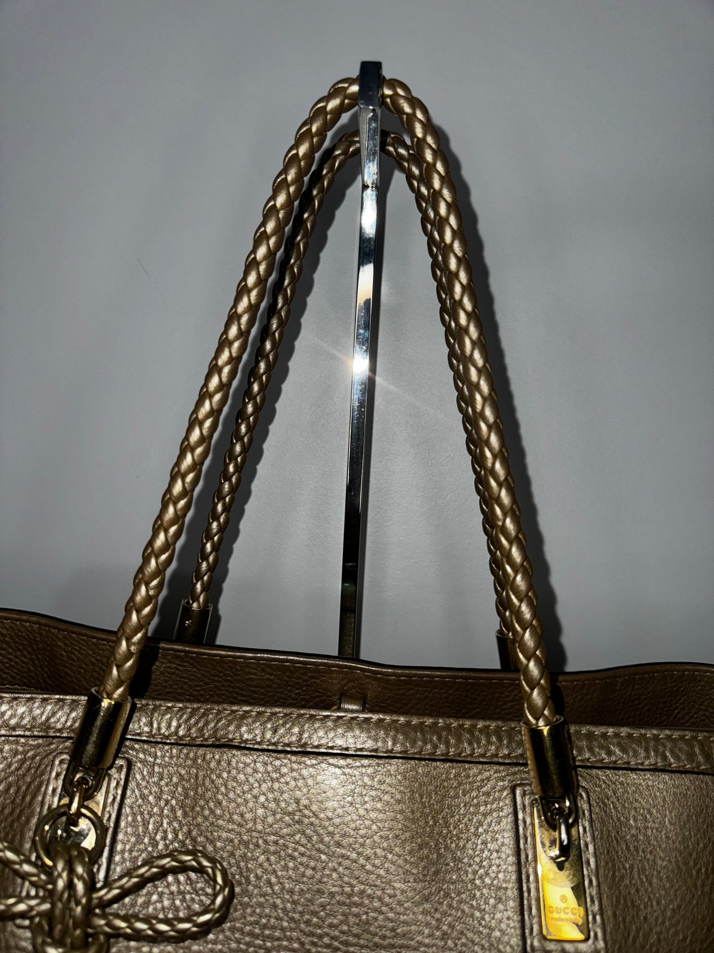 Preowned Gucci Bella Leather Tote