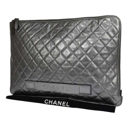 Pre-owned Chanel iPad Pouch