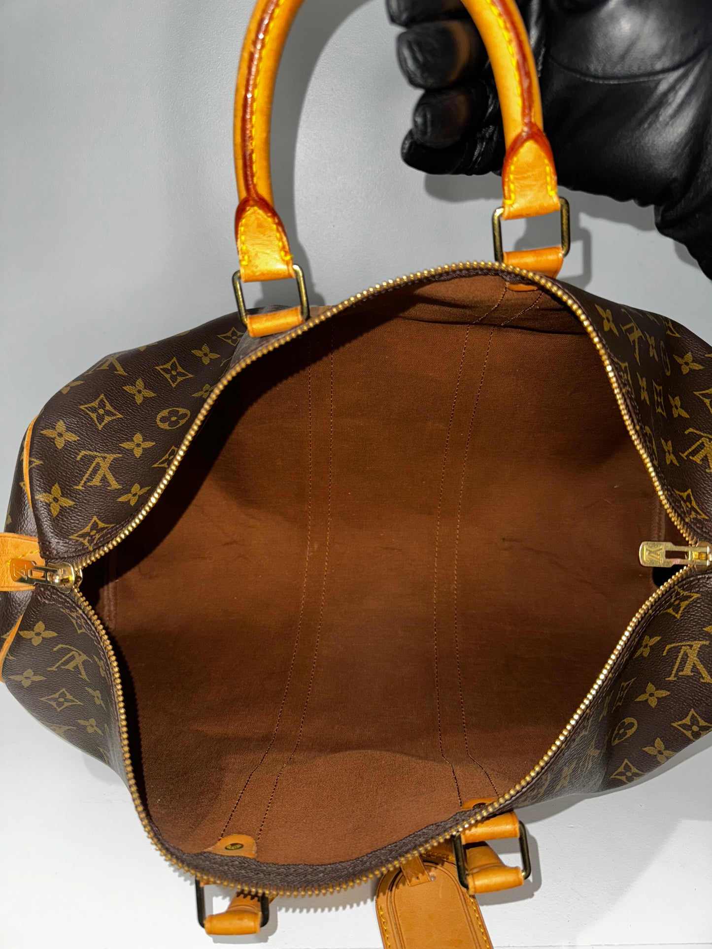 Louis Vuitton Keepall Bandouliere Bag in Monogram Canvas, model 45