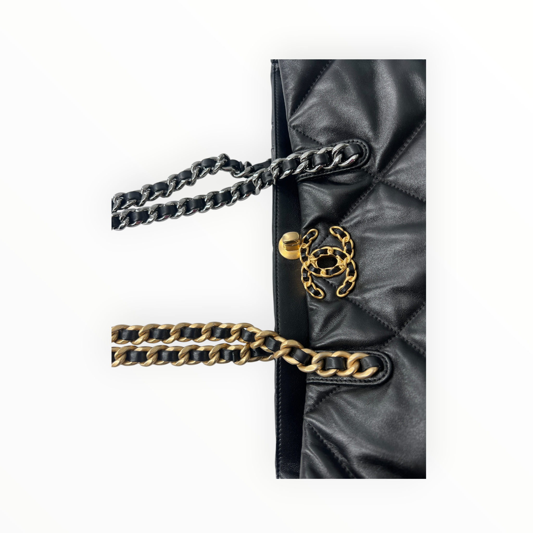 RRVIVE LUXERIES COUTURE LLC