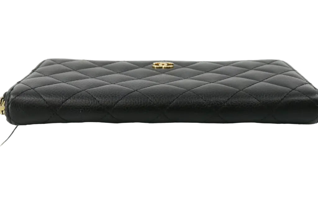 Pre-owned Matelasse Caviar Leather Round Zipper Long Wallet