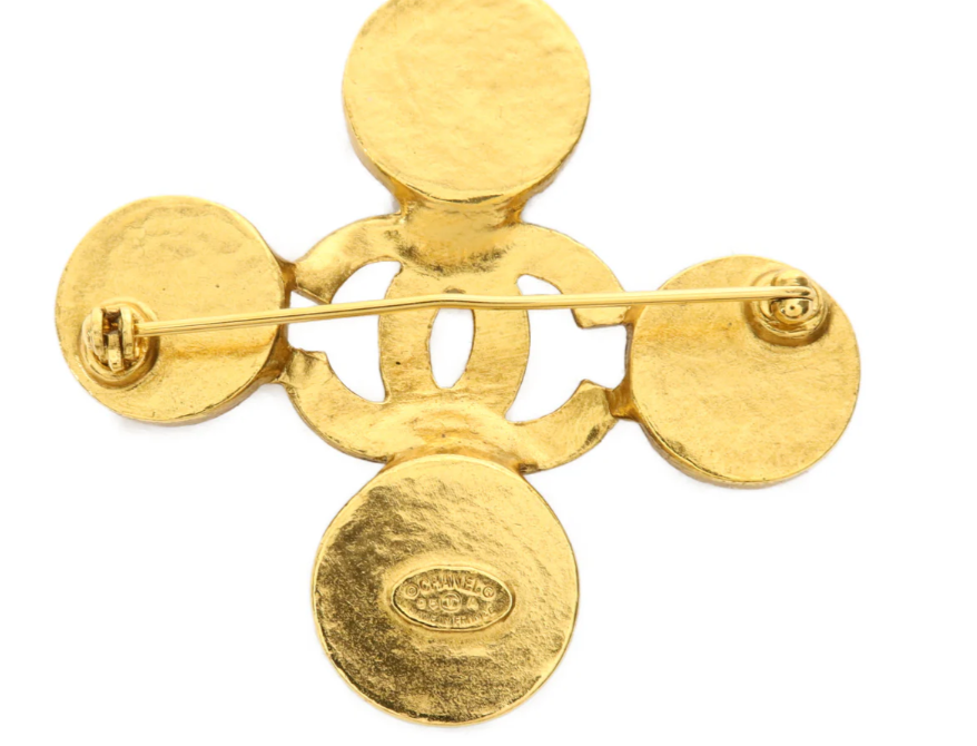 Pre-owned CHANEL CC Brooch Metal Navy/Gold