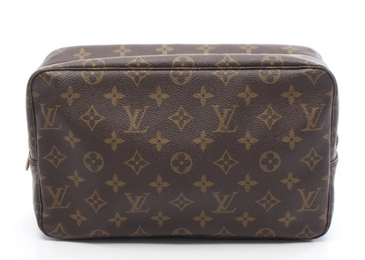 Pre-owned LOUIS VUITTON Truth Toilette 28 Monogram Cosmetic pouch