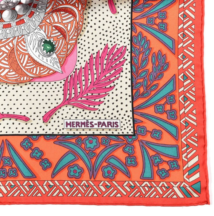 Pre-owned HERMES 90x90 Scarf Scarves Silk Multicolor