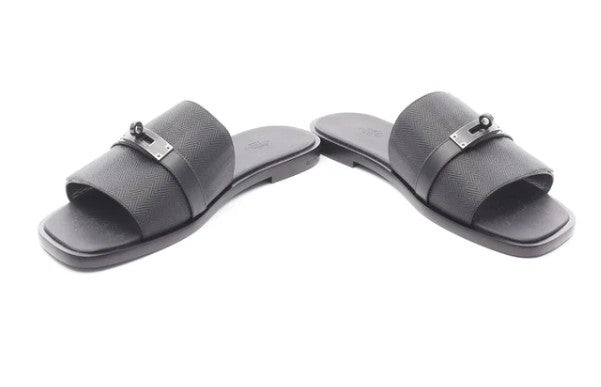 Pre-owned HERMES Gabriel Kelly Buckle Sandals Leather Black Black hardware