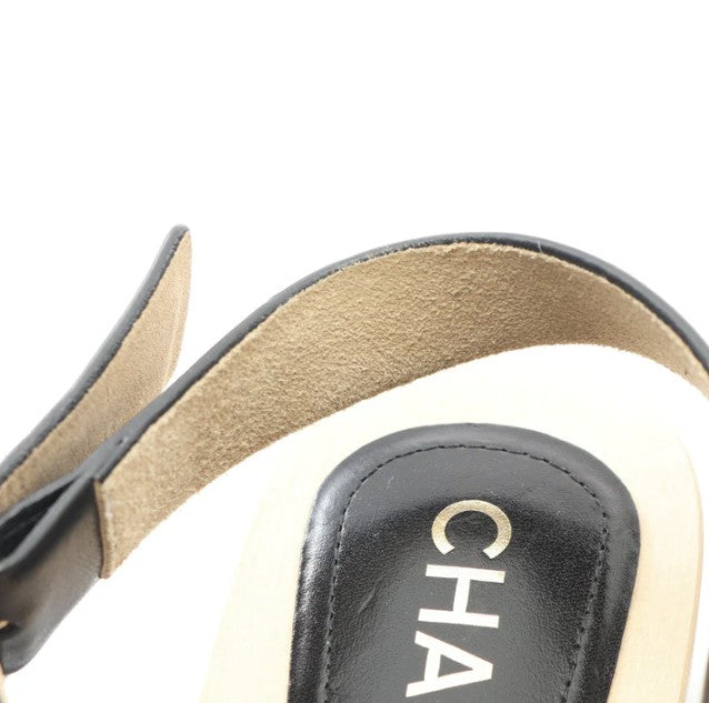 Pre-owned CHANEL Coco mark Sandals Leather Black Pearl Wood sole