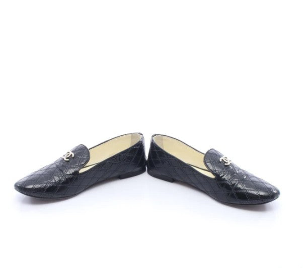 Pre-owned CHANEL Coco mark Loafers Flat shoes Patent leather Black