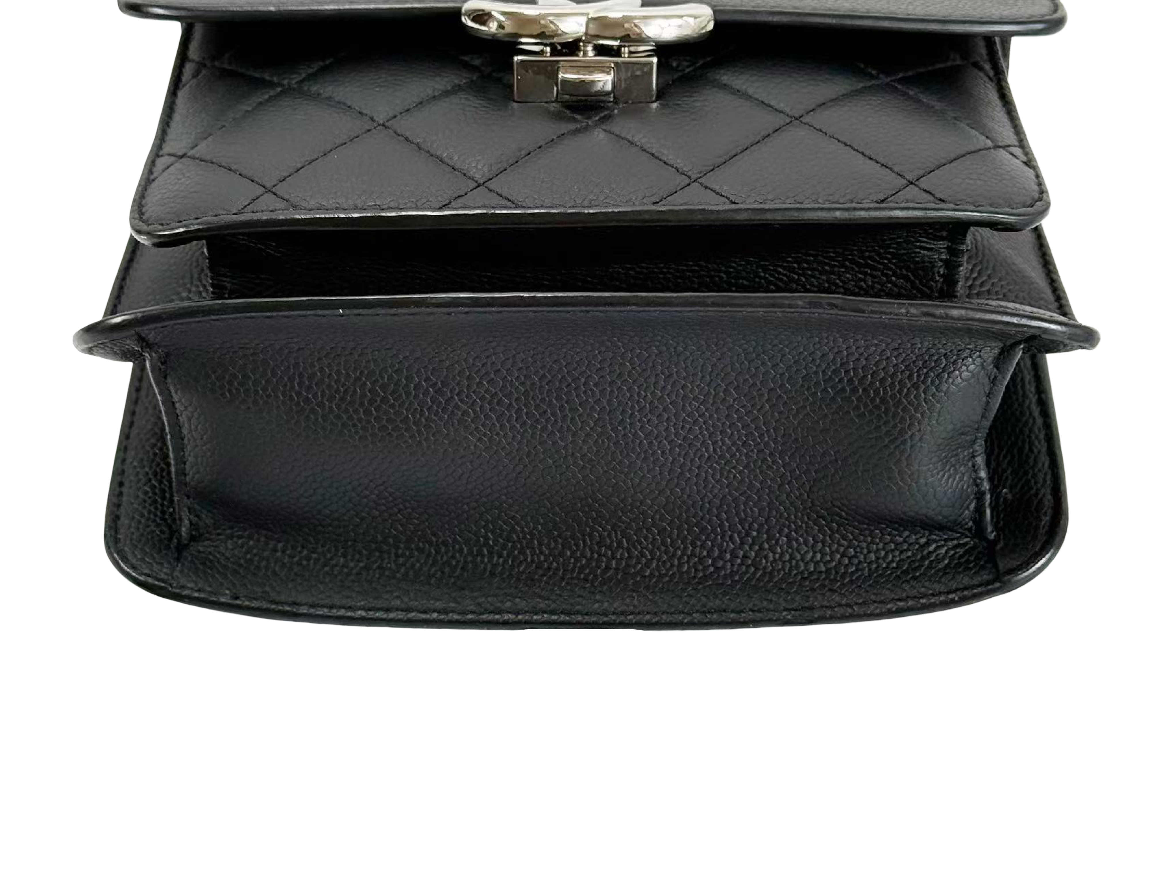 RRVIVE LUXERIES COUTURE LLC