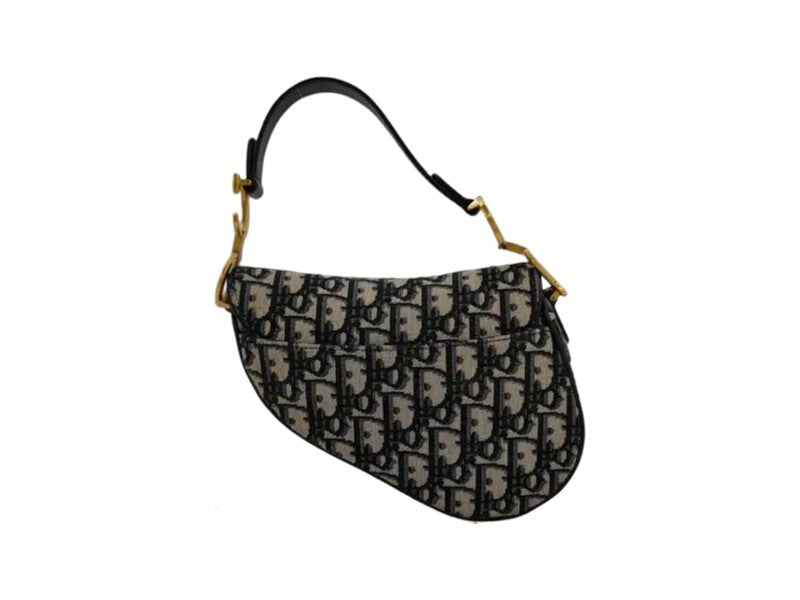 RRVIVE LUXERIES COUTURE LLC