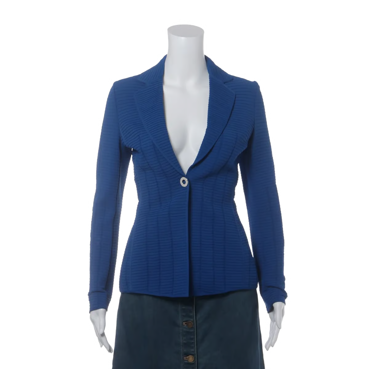 RRVIVE LUXERIES COUTURE LLC