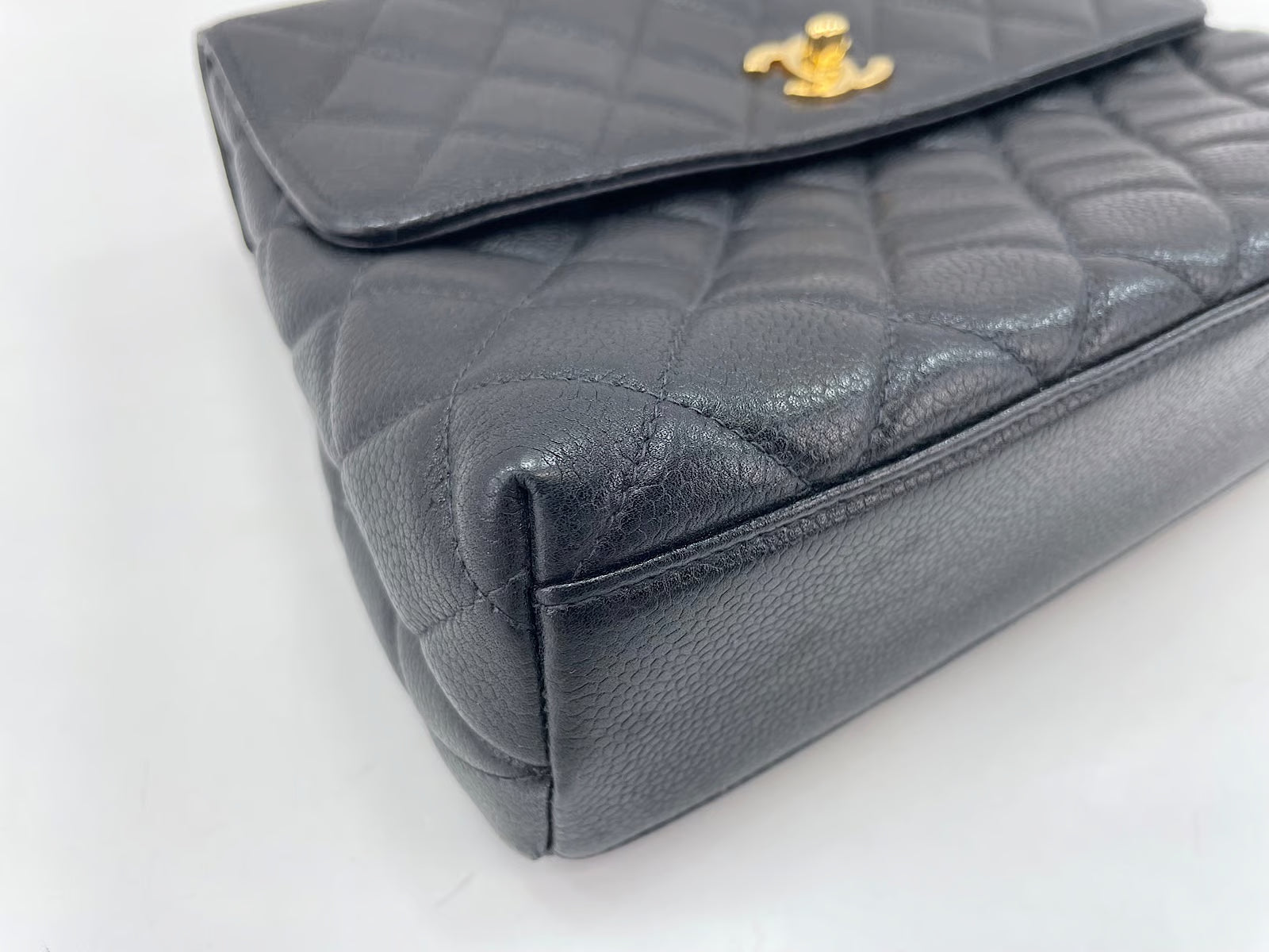RRVIVE LUXERIES COUTURE