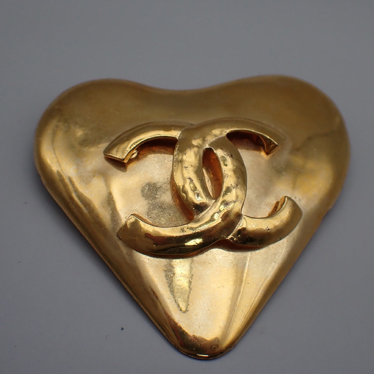 Pre-owned Chanel Vintage CC Heart Brooch