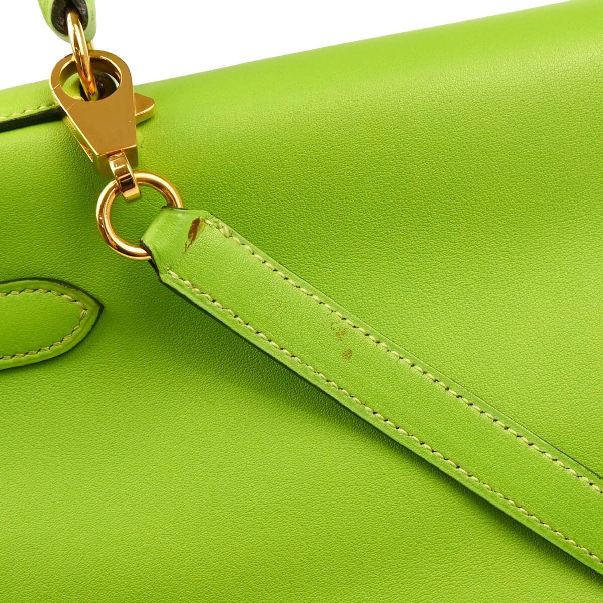 Pre-owned  Hermes Kelly Handbag Green Gulliver with Gold Hardware 32