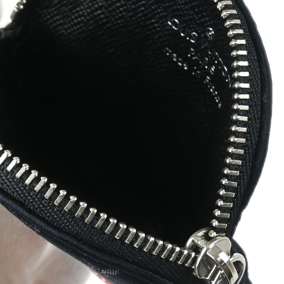 Pre-owned Louis Vuitton Round Coin Purse Limited Edition Monogram Silk