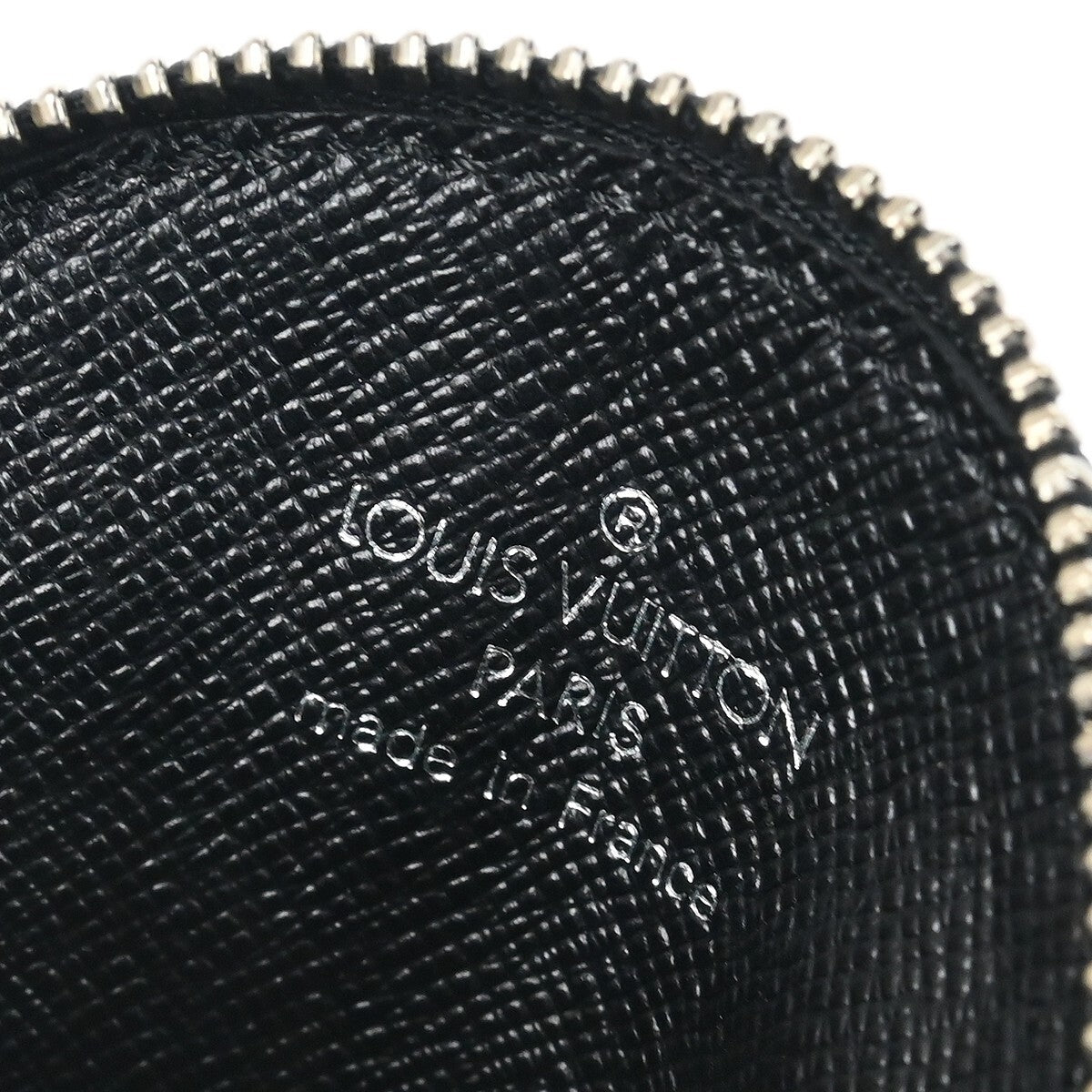 Pre-owned Louis Vuitton Round Coin Purse Limited Edition Monogram Silk