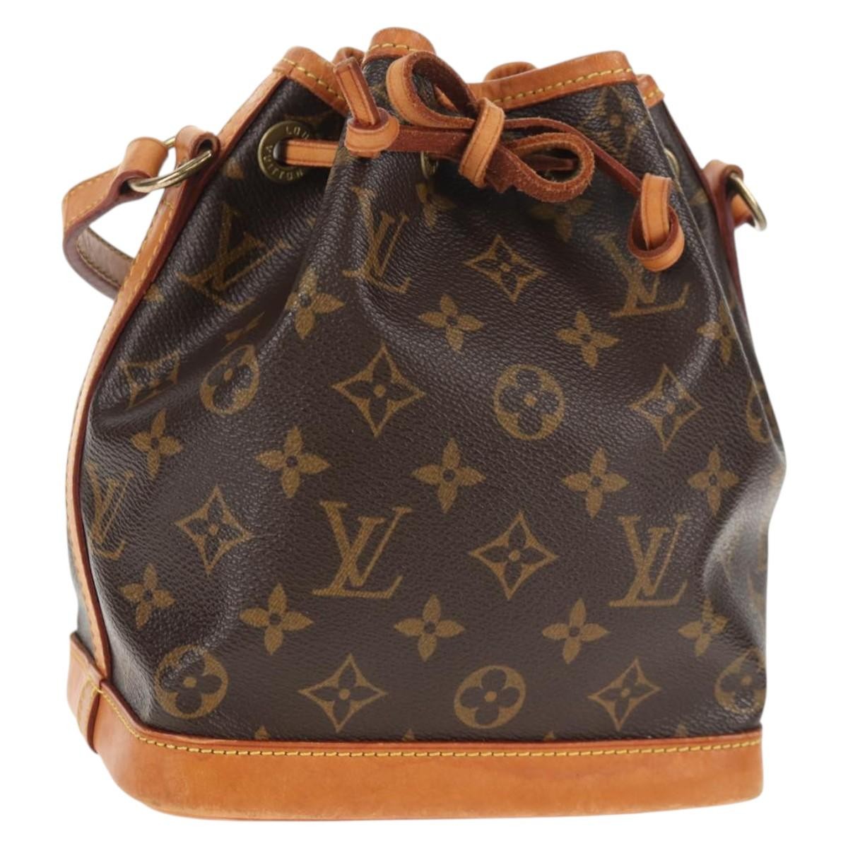 RRVIVE LUXERIES COUTURE
