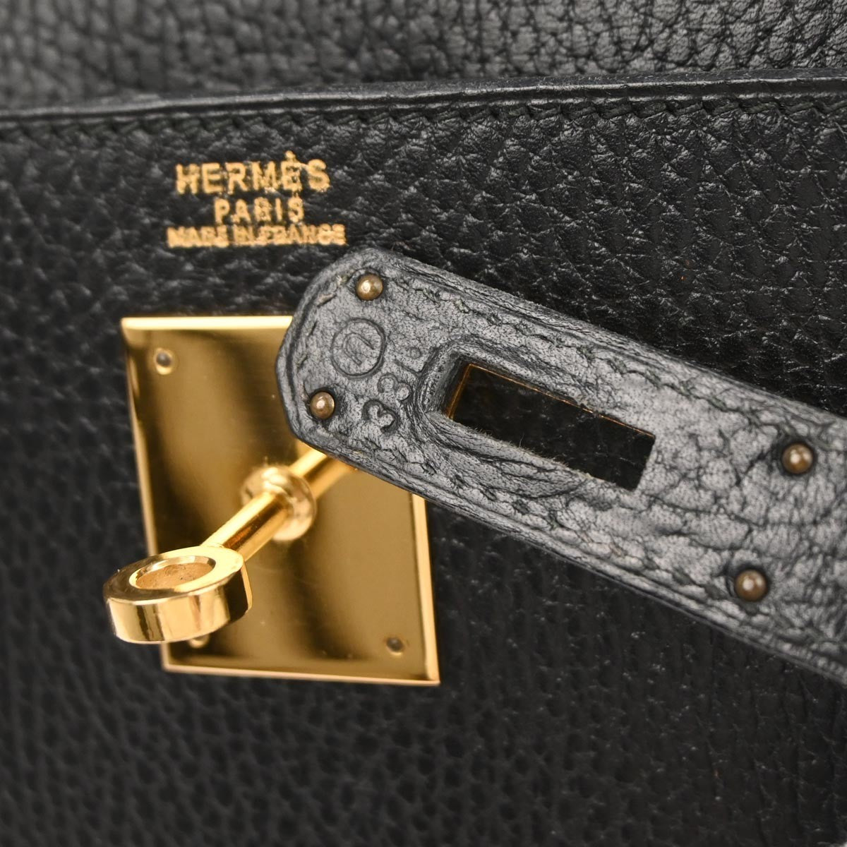 Pre-owned  Hermes Kelly Handbag Black Ardennes with Gold Hardware 32