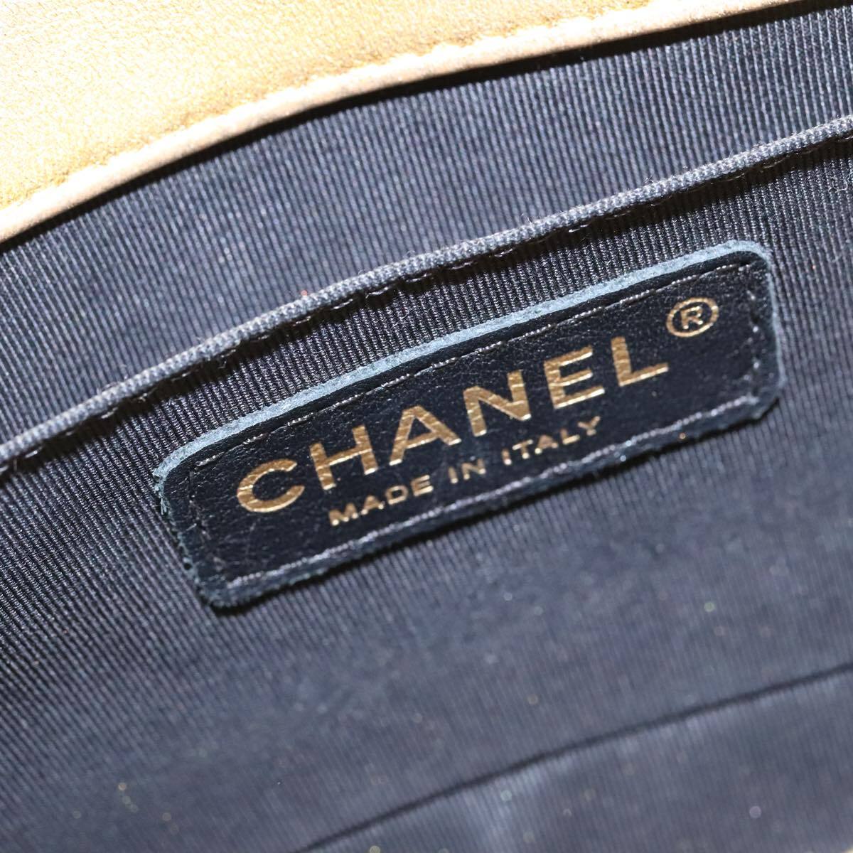 Pre-owned Chanel Boy Flap Bag in Gold