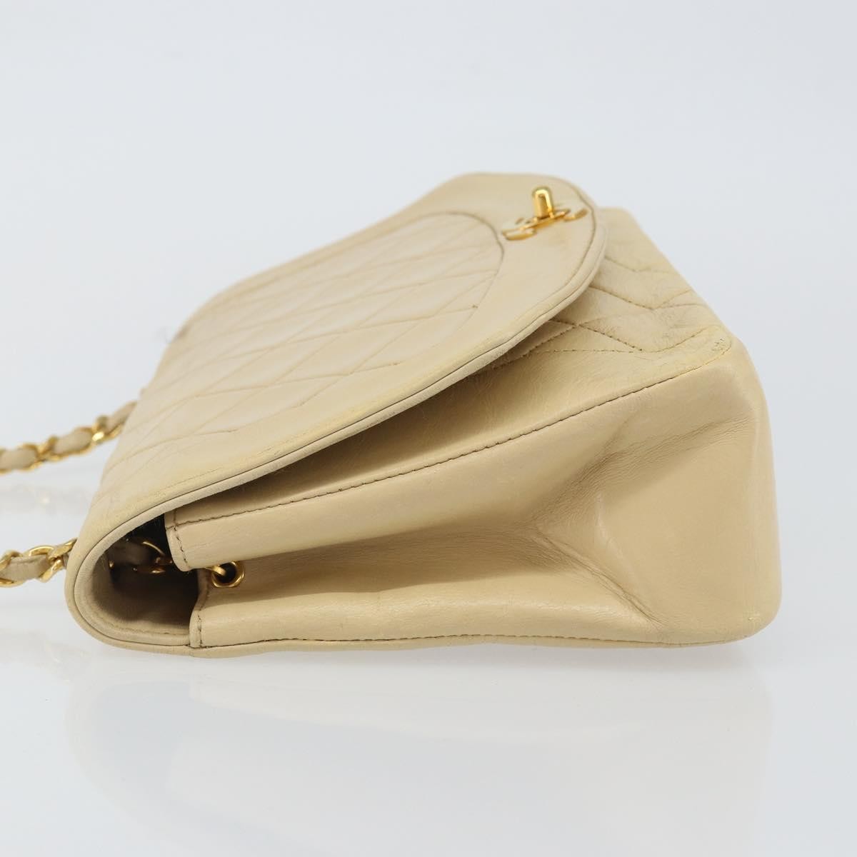 Pre-owned Chanel Beige Vintage Diana Flap Bag