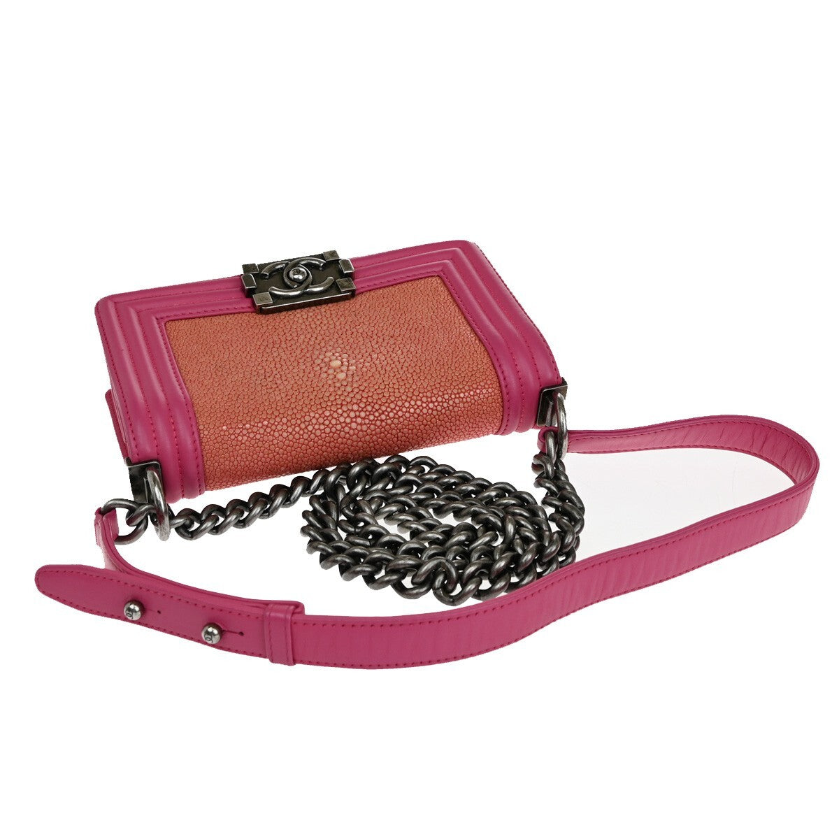 Pre-owned Chanel Boy Sting Ray Rare Handbag